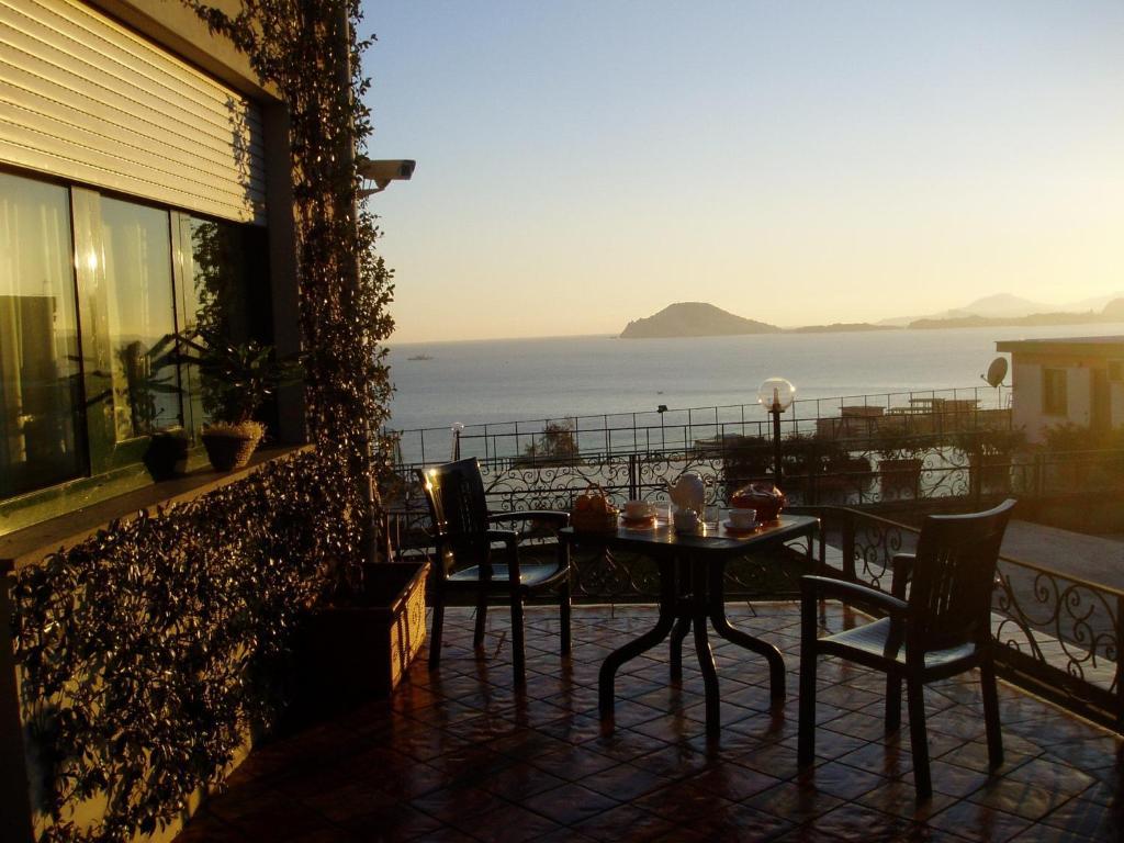 Miramare Residencia Pensión Pozzuoli Exterior foto